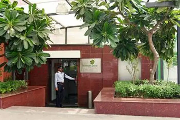 Lemon Tree Hotel, East Delhi Mall, Kaushambi - Dış Mekan