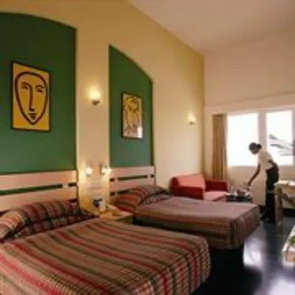 Lemon Tree Hotel, East Delhi Mall, Kaushambi - Oda
