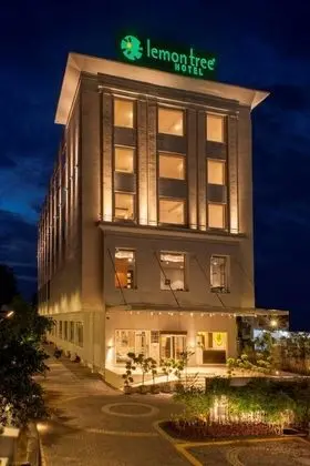 Lemon Tree Hotel Lucknow - 1
