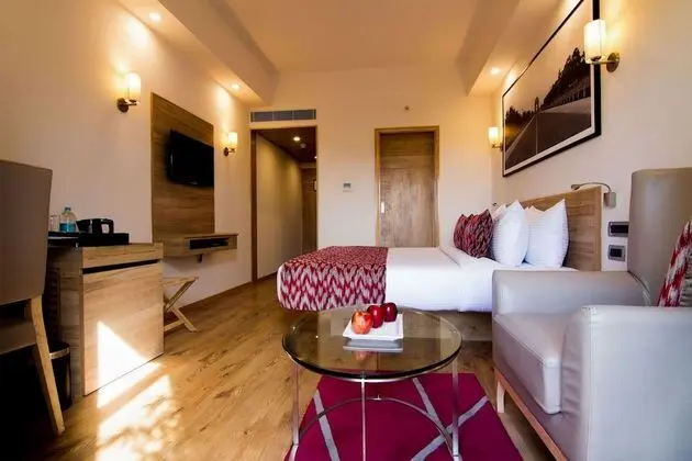 Lemon Tree Premier City Center Gurugram - Oda