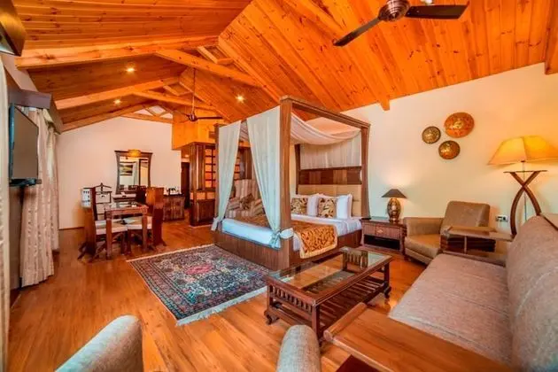 Lemon Tree Hotel Srinagar - Oda Manzaraları