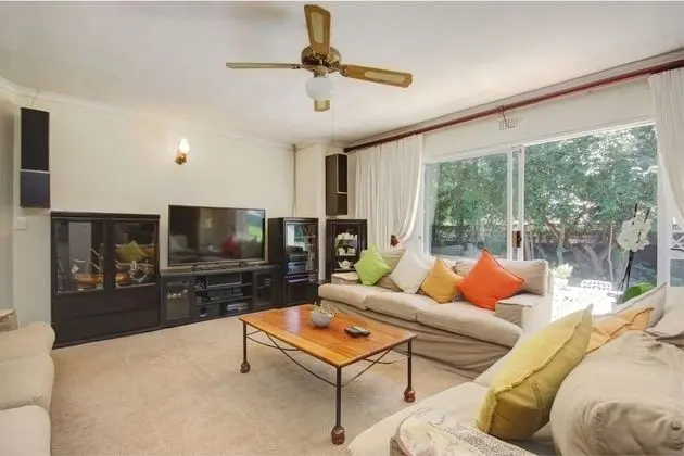 Lenox Lodge Guesthouse - Öne Çıkan Resim