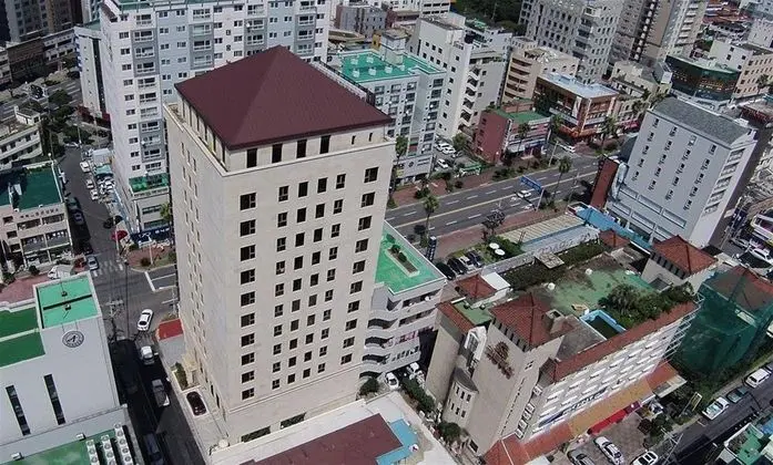 Hotel Leo