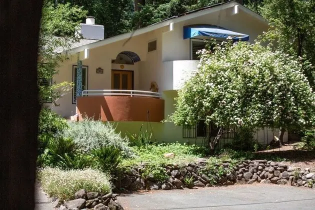 León by Avantstay Private Breathtaking Character Cottage w/ Pool & Hot Tub - İç Mekan