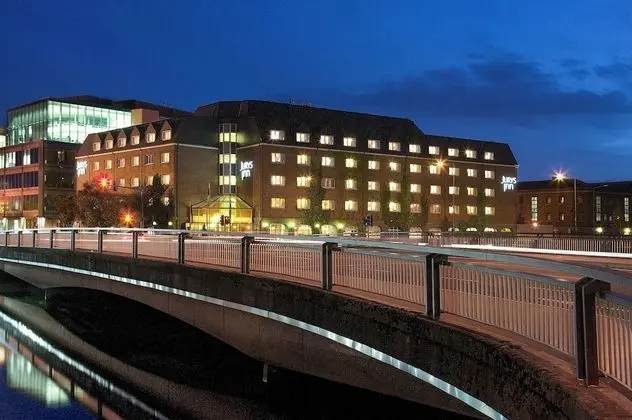Leonardo Hotel Cork - Dış Mekan