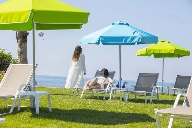 Leonardo Cypria Bay - All Inclusive - Dış Mekan