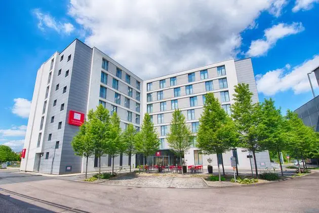 Leonardo Hotel Dresden Altstadt - 1