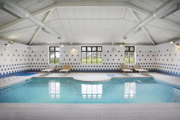 Leonardo Hotel East Midlands Airport - Formerly Jurys Inn - Havuz