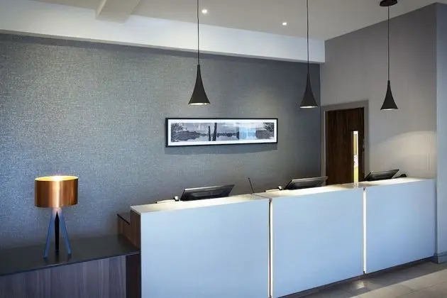 Leonardo Hotel East Midlands Airport - Formerly Jurys Inn - Lobi