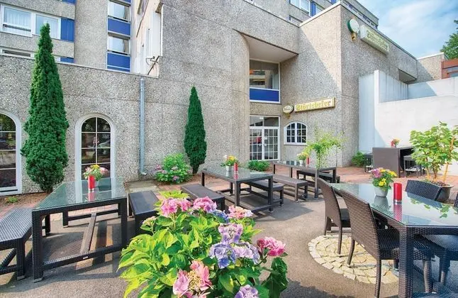 Leonardo Hotel Hamburg City Nord - Dış Mekan