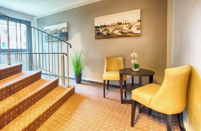 Leonardo Inn Hotel Hamburg Airport - İç Mekan