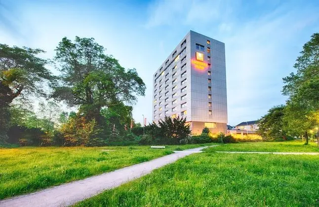 Leonardo Hotel Karlsruhe