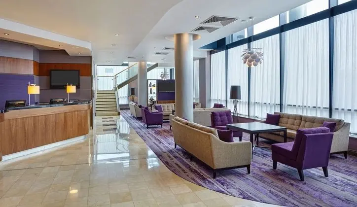 Leonardo Hotel Milton Keynes - Lobi