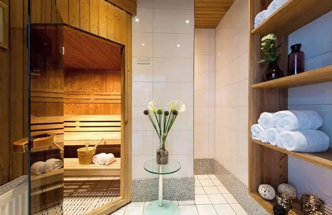 Leonardo Hotel Mönchengladbach - Spa