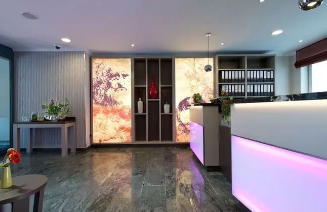 Leonardo Hotel Nürnberg - Lobi