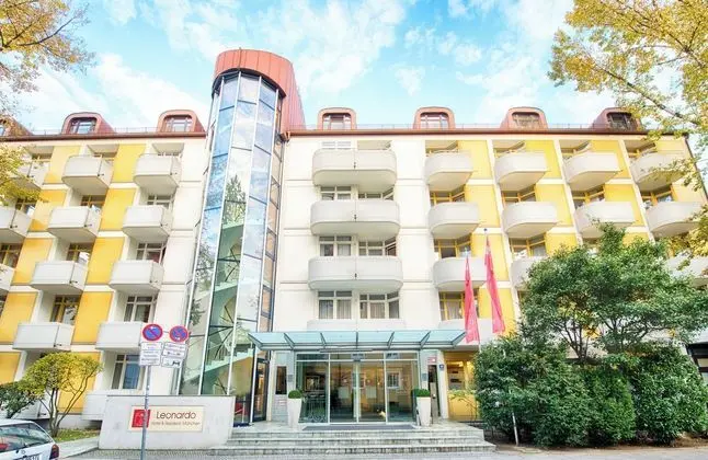 Leonardo Hotel & Residenz Muenchen - Dış Mekan