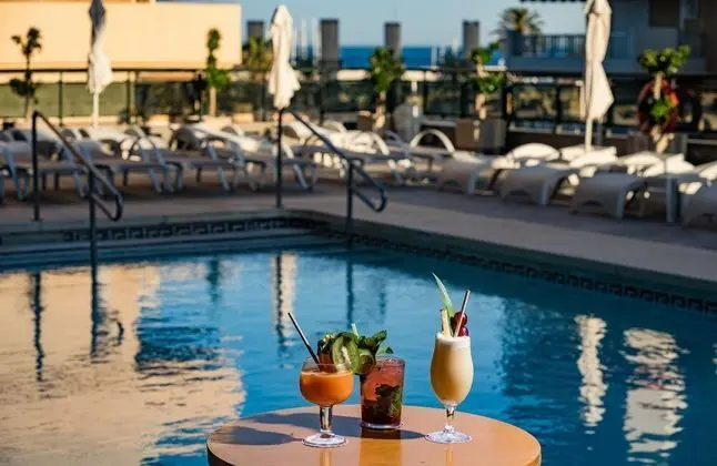 Leonardo Royal Ibiza Santa Eulalia - Havuz