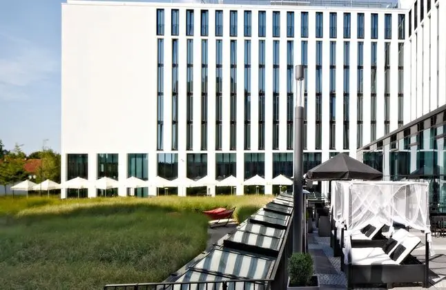 Leonardo Royal Hotel Munich
