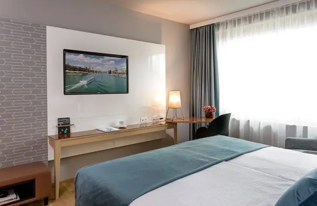Leonardo Hotel Zurich Airport - Oda