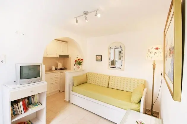 Leonardos Apartments - Oda Düzeni