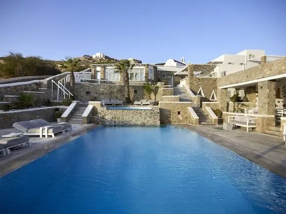 Leonis Summer Houses - Havuz