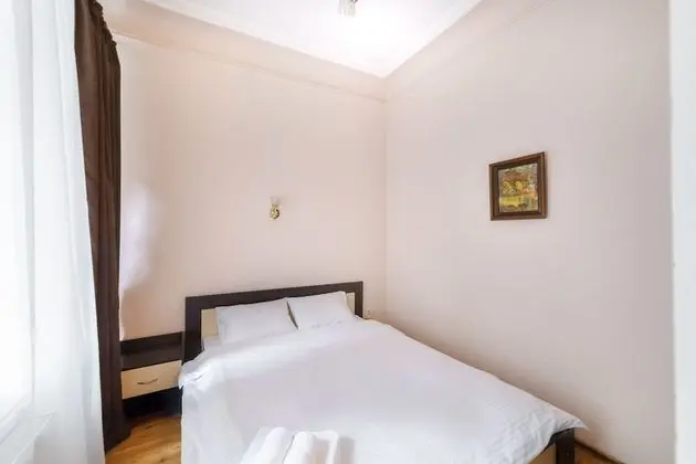 LeonRooms Ekaterinenskaya 18 - Oda