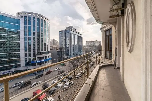 LeonRooms Grecheskaya 5