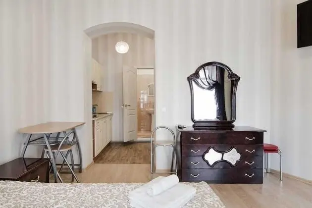 LeonRooms Pokrovskiy 8-4 - Oda
