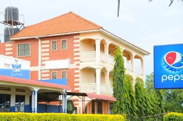 Leosim Hotel Nebbi