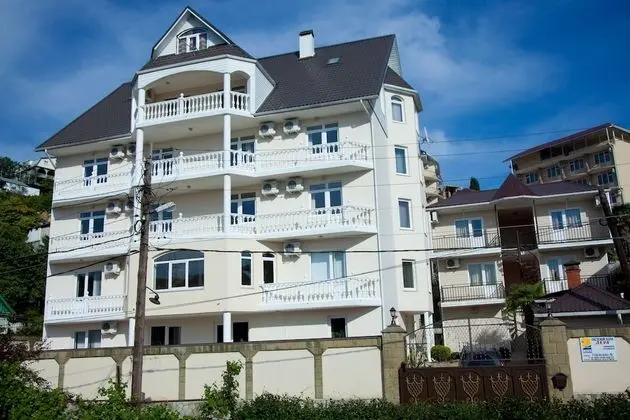 Lera Guest House - 1