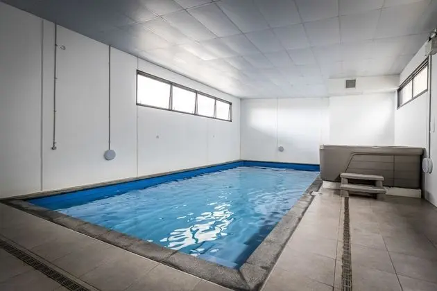 Leroy Suites Albany - Havuz