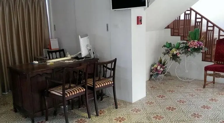 Lertnimit Boutique Hotel - Lobi