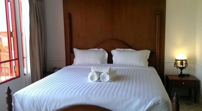 Lertnimit Boutique Hotel - Oda