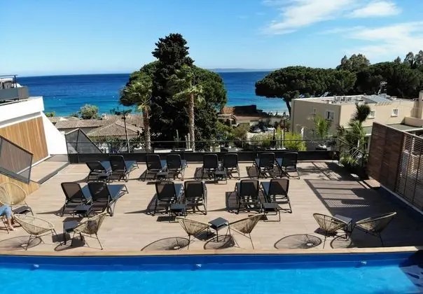 Hotel Les Alcyons - Havuz