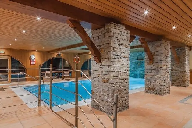 Hotel Les Balcons Village & Spa Belle Plagne - Havuz