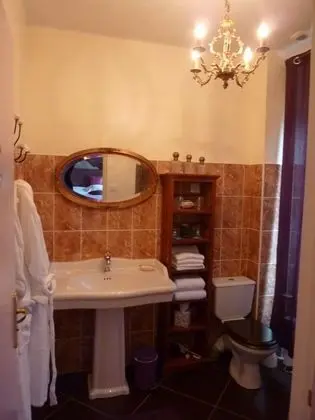 Les Belles de Mai guesthouse - Banyo Tipleri