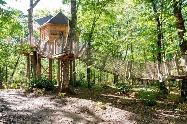 Les Cabanes Perchées du Mas del Bosc