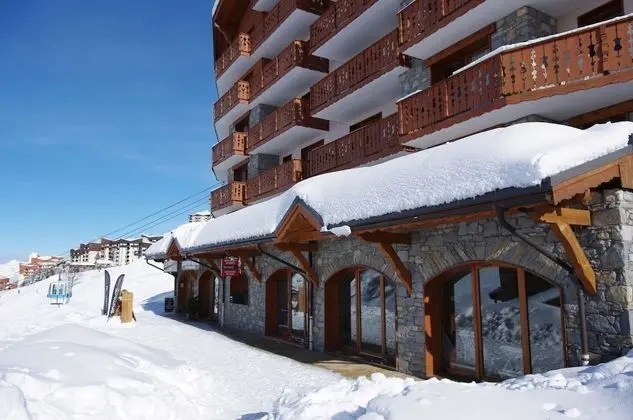 Les Chalets de L'Adonis