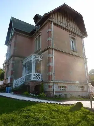 Les Chambres d'hotes - La Biscoutie - Dış Mekan