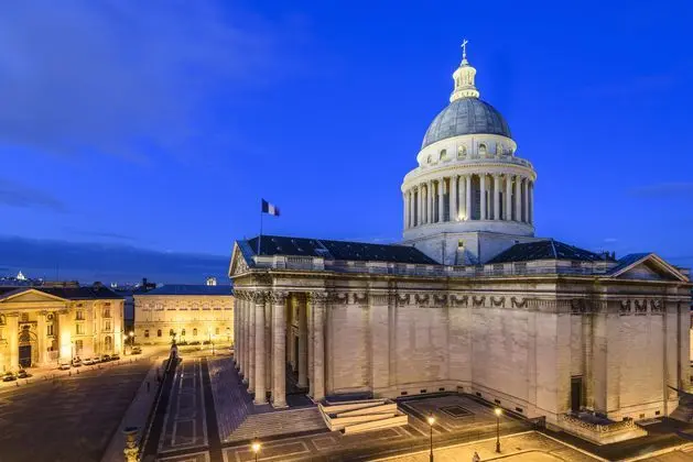 Les Dames Du Pantheon