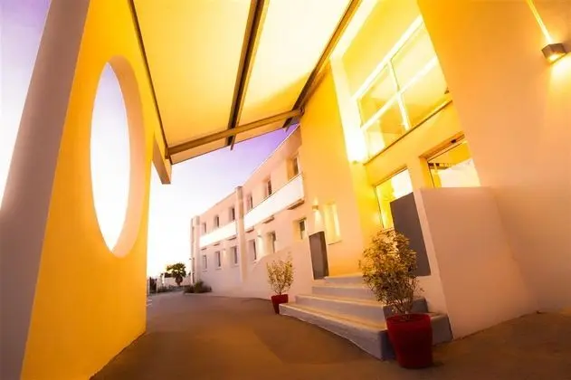 Les Domes Perpignan Sud By Hosteletour