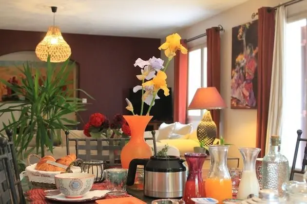 Les Jardins d'Holi - chambres d'hôtes - İç Mekan