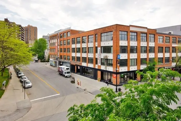 Les Lofts Saint Laurent - 1
