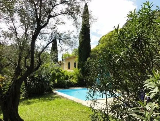 Les Montades Chambres d'hôtes