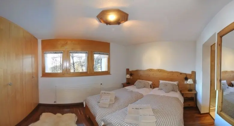 Les Petits Mélèzes