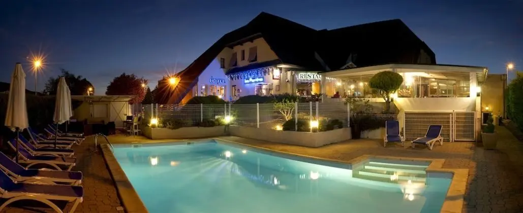 HOTEL Les Peyrières