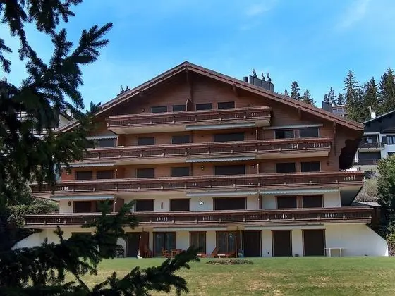 Les Pierres C Crans-montana