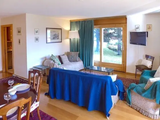 Les Pierres C Crans-montana - Oda