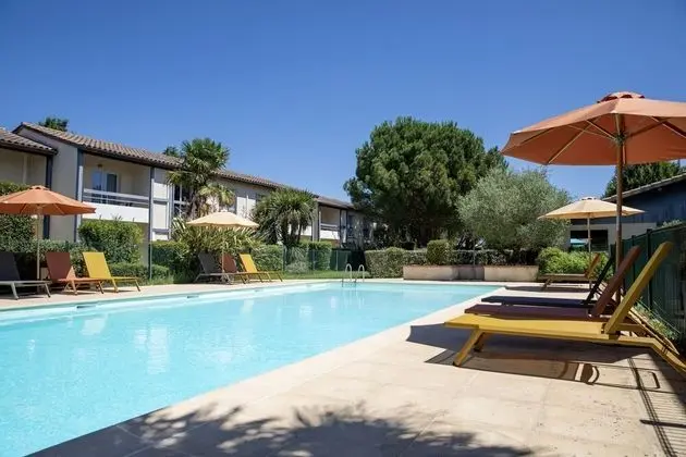 Les Pins Galants - Havuz
