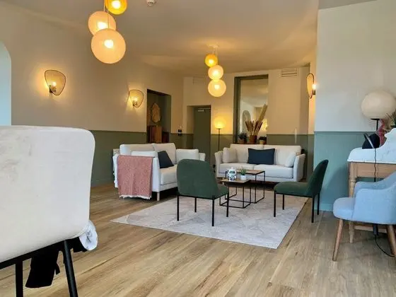 Hotel les Quatre Saisons - Lobi